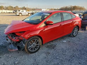 Ford Focus SE 2.0L 4 2015