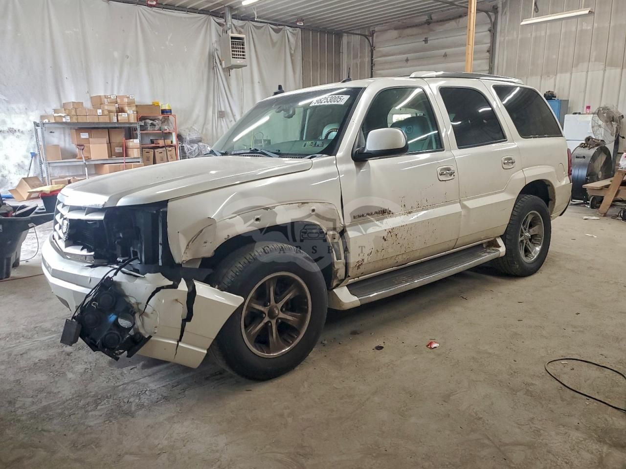 Cadillac Escalade LUXURY 6.0L 8 2003