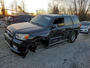 Toyota 4Runner SR5 4.0L 6 2013