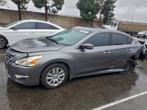 Nissan Altima 2.5 2.5L 4 2015