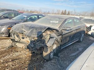 Hyundai Sonata SPORT 2.4L 4 2015
