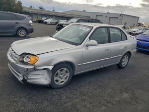 Hyundai Accent GL 1.6L 4 2004