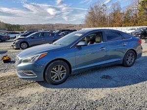 Hyundai Sonata SE 2.4L 4 2015