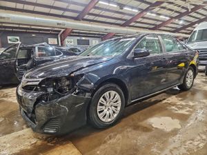 Toyota Camry HYBRID 2.5L 4 2012