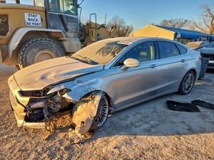 Ford Fusion SE 2.0L 4 2013