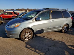Toyota Sienna XLE 3.3L 6 2006