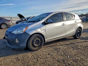 Toyota Prius 1.5L 4 2013