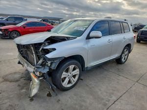 Toyota Highlander LIMITED 3.5L 6 2013