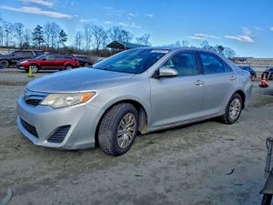 Toyota Camry BASE 2.5L 4 2012