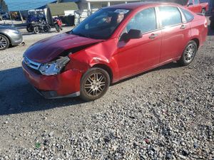 Ford Focus SE 2.0L 4 2010