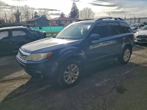 Subaru Forester 2.5X PREMIUM 2.5L 4 2012