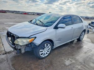 Toyota Corolla BASE 1.8L 4 2013