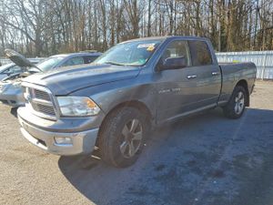 Dodge RAM SLT 5.7L 8 2012