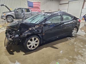 Hyundai Elantra GLS 1.8L 4 2013