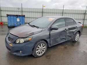 Toyota Corolla BASE 1.8L 4 2010