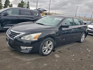 Nissan Altima 2.5 2.5L 4 2015