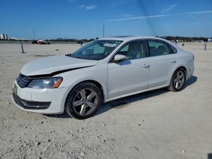 Volkswagen Passat SE 2.5L 5 2012