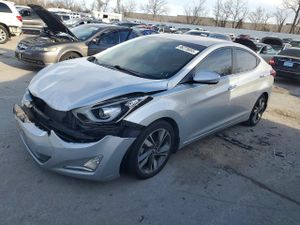 Hyundai Elantra SE 1.8L 4 2014
