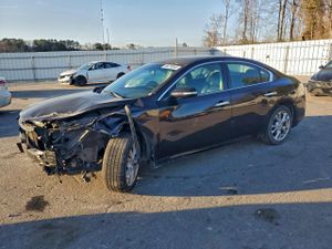 Nissan Maxima S 3.5L 6 2012
