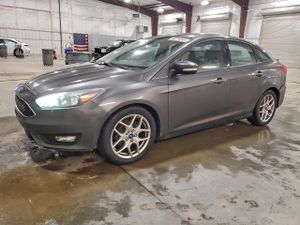 Ford Focus SE 2.0L 4 2015