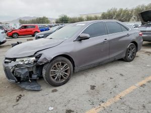 Toyota Camry LE 2.5L 4 2015