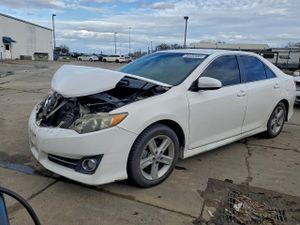 Toyota Camry L 2.5L 4 2014