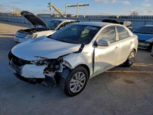 Kia Cerato / Forte / K3 EX 2.0L 4 2013