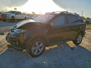 Toyota Rav4 XLE 2.5L 4 2013