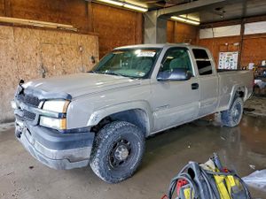 Chevrolet Silverado 1500 C2500 HEAVY DUTY 6.0L 8 2004
