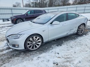 Tesla Model S 2013
