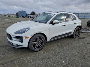 Porsche Macan 2.0L 4 2021