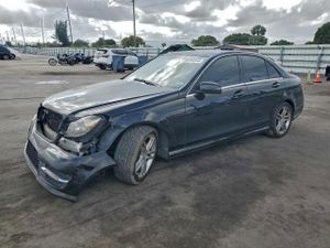 Mercedes-Benz C 250 1.8L 4 2014