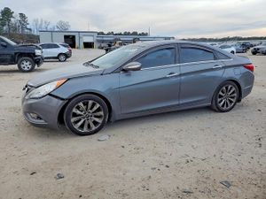 Hyundai Sonata SE 2.0L 4 2013