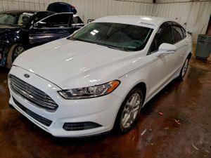 Ford Fusion SE 2.5L 4 2014