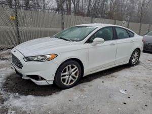 Ford Fusion SE 2.5L 4 2015