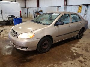 Toyota Corolla CE 1.8L 4 2004