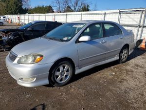 Toyota Corolla CE 1.8L 4 2005