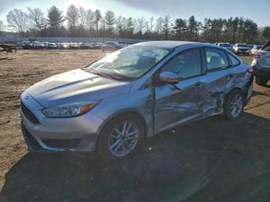 Ford Focus SE 2.0L 4 2015
