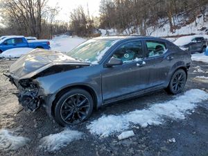 Dodge Avenger SE 2.4L 4 2014