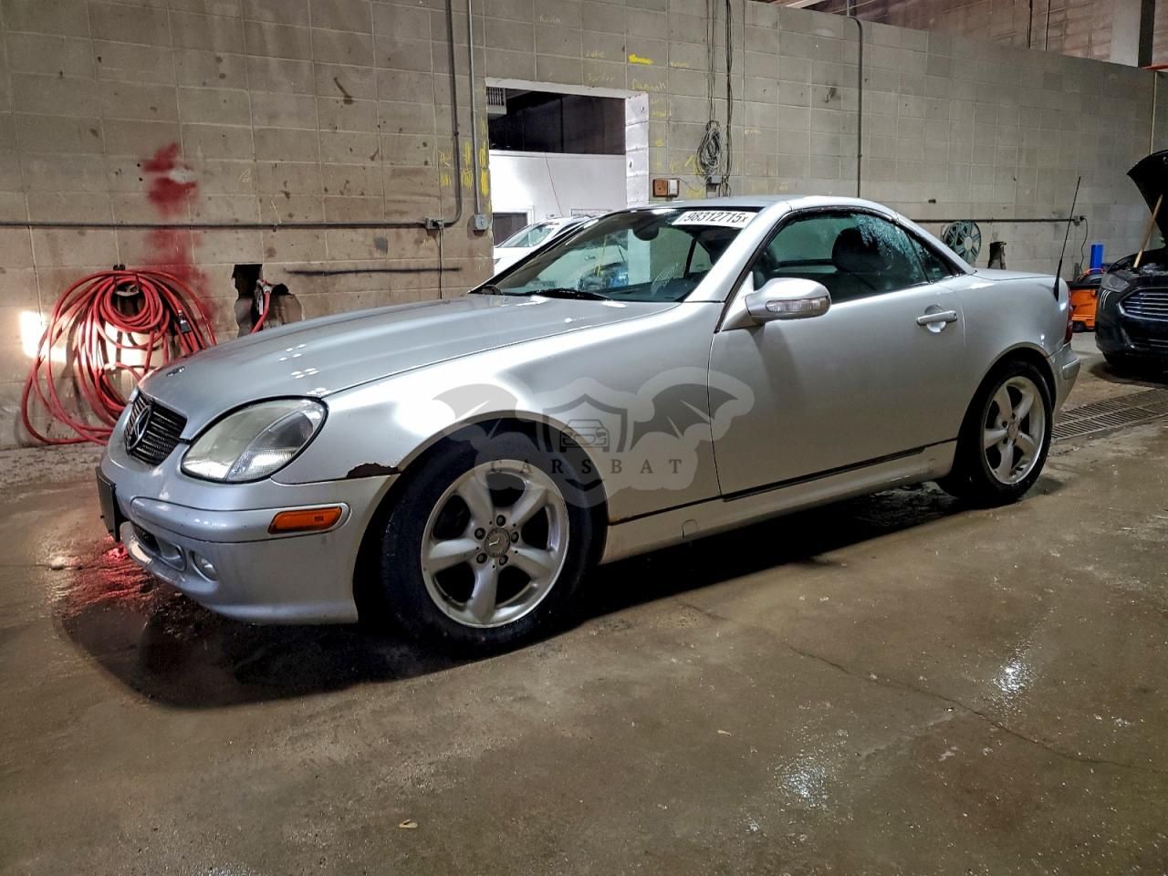 Mercedes-Benz SLK 320 3.2L 6 2001