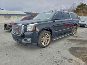 GMC Yukon DENALI 6.2L 8 2015