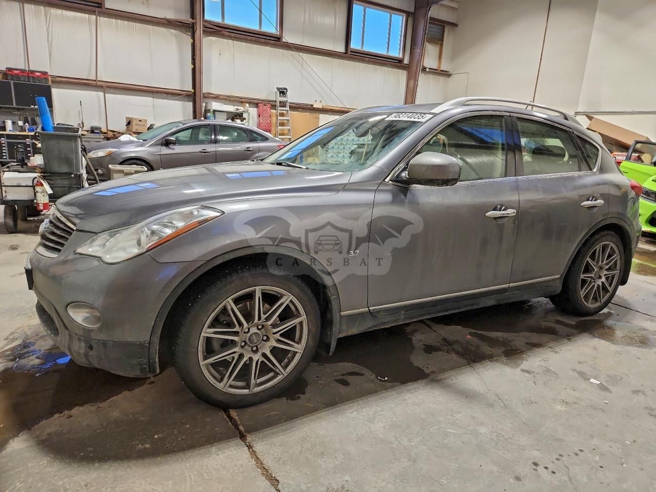 Infiniti QX50 3.7L 6 2015