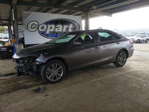 Toyota Camry LE 2.5L 4 2015