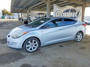 Hyundai Elantra GLS 1.8L 4 2013