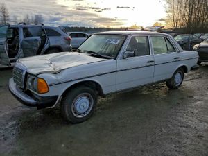 Mercedes-Benz 240 D 2.4L 4 1983