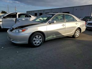 Toyota Camry LE 2.4L 4 2002