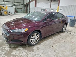 Ford Fusion SE 2.5L 4 2013