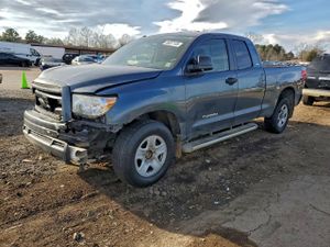 Toyota Tundra DOUBLE CAB SR5 4.6L 8 2010