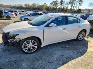 Nissan Maxima S 3.5L 6 2012