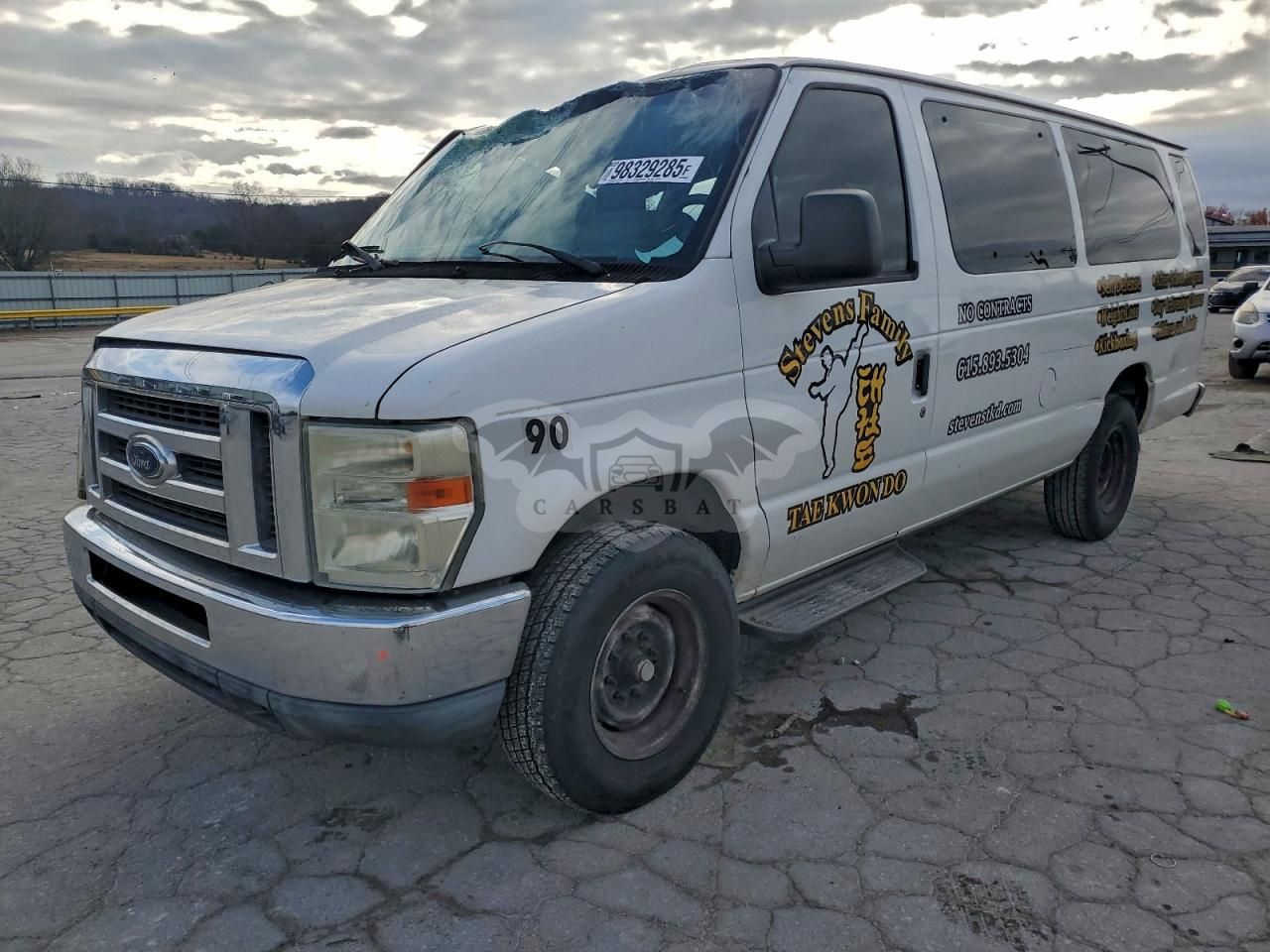 Ford Econoline E350 SUPER DUTY WAGON 5.4L 8 2011